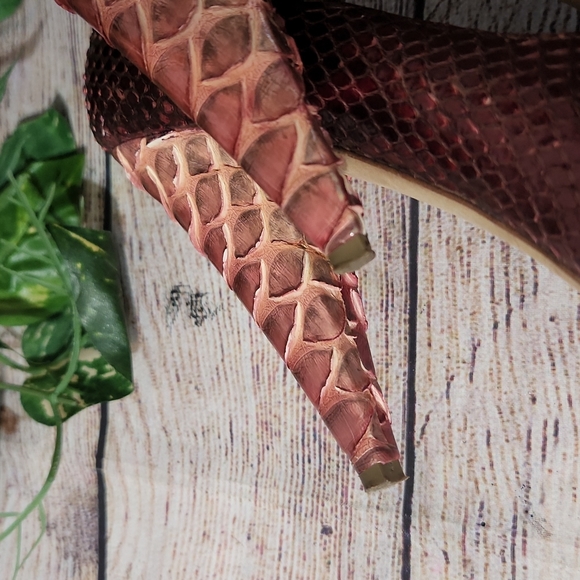 Oscar Del a Renta Snake Skin Heels - Picture 8 of 12